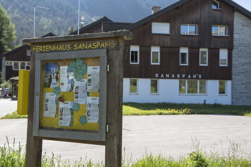 Juhui Lenzerheide Hostel Exterior photo
