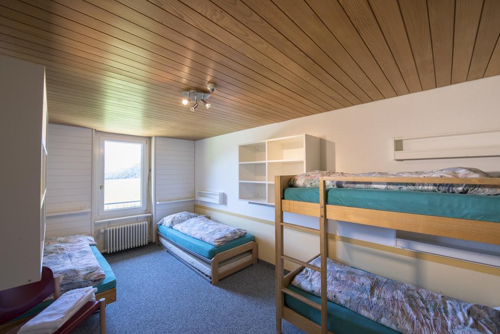 Juhui Lenzerheide Hostel Exterior photo